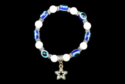 BRACELET en pierres agate blanc ET dEVIL EYE