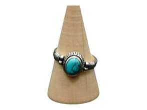 Bague Argent sobre avec une pierre ovale turquoise