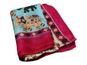 Foulard fuchsia en 100%soie à motifs éléphants