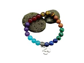 BRACELET pierres naturelles 7 chakras et sigle AUM